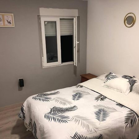 Vila Pena Apartment Cubelles Kültér fotó